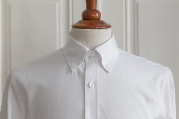 Dress shirt collars: Button-down collar