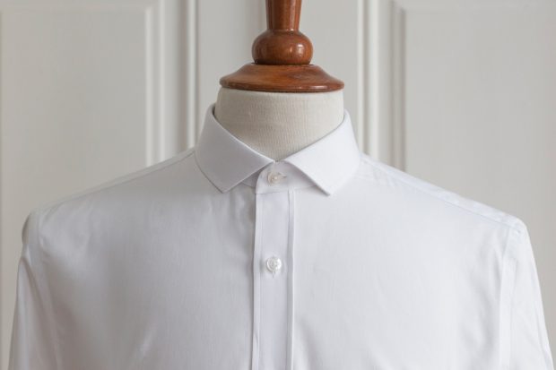 Dress shirt collars: Mini-point collar