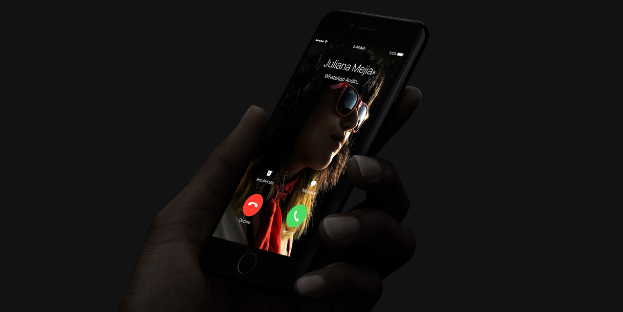how to make a call on iphone 7