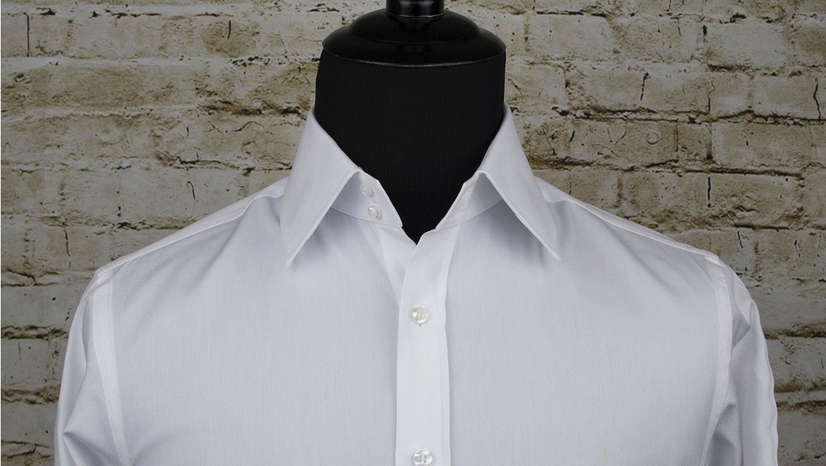 button collar dress shirt